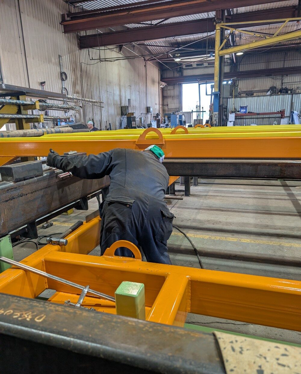 Fabrication mécano-soudée en atelier chez Industries Bofab